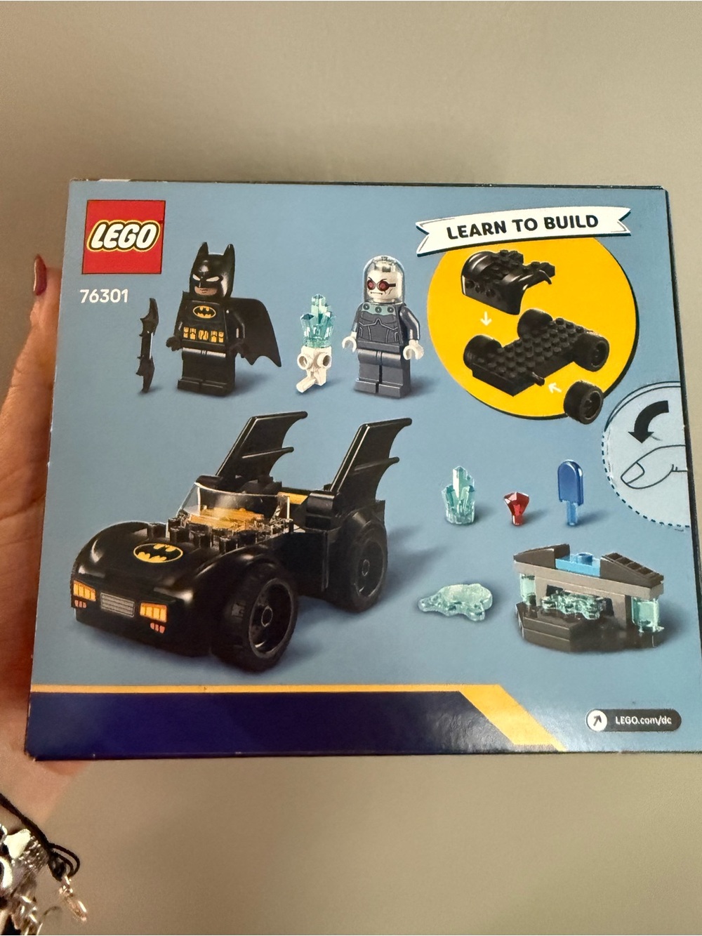 LEGO DC Batman & Batmobile vs. Mr. Freeze Toy Building Set 76301 NIB - Picture 9 of 10